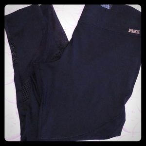 VICTORIA SECRET PINK Black Capri Leggings